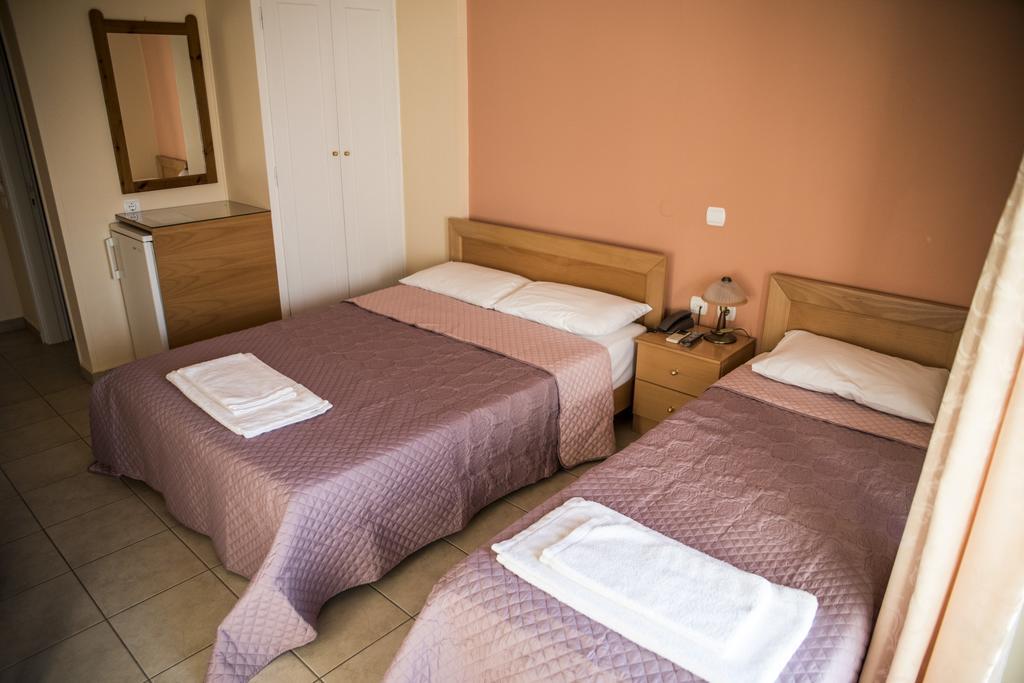 Zoumboulis Rooms Митилини Экстерьер фото